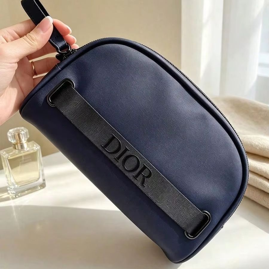 Dior Navy Blue Half Moon Cosme - огляд і ціна Luxury Bags Dior