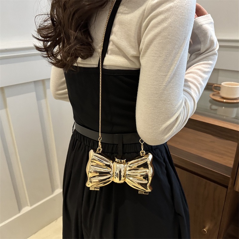 Glossy Gold Metal Bow Shaped M - огляд і ціна Luxury Bags Mini